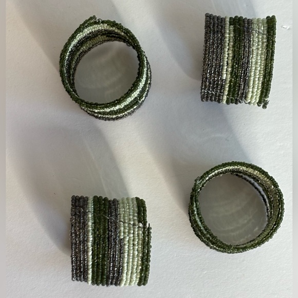 BEADED NAPKIN RINGS - Picture 2 of 4